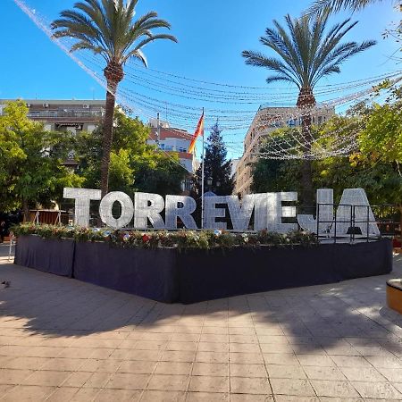 Luxury 2 Bedrooms Apartment With A Garage Torrevieja Luaran gambar