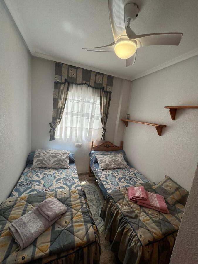 Luxury 2 Bedrooms Apartment With A Garage Torrevieja Luaran gambar
