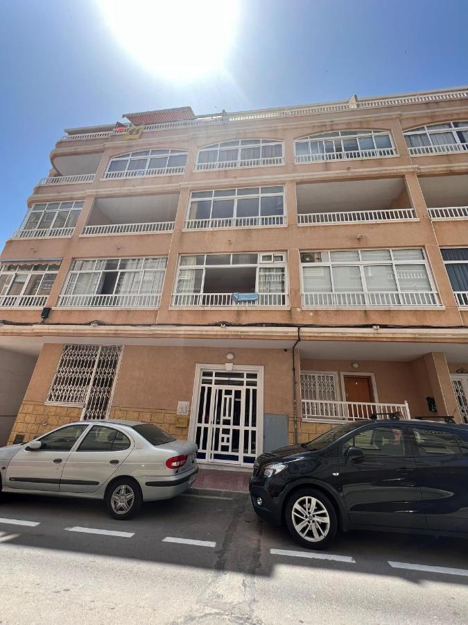 Luxury 2 Bedrooms Apartment With A Garage Torrevieja Luaran gambar